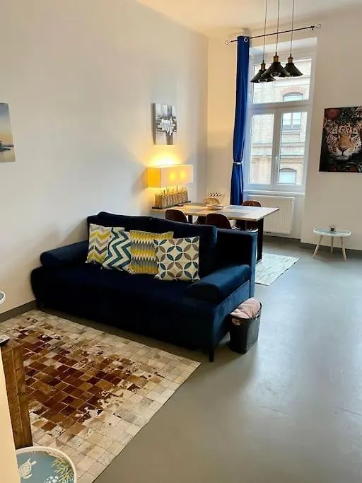 Klimatisierte Sehr Zentrale Wohnung-Loftstyle- Vienna 0*,  Austria