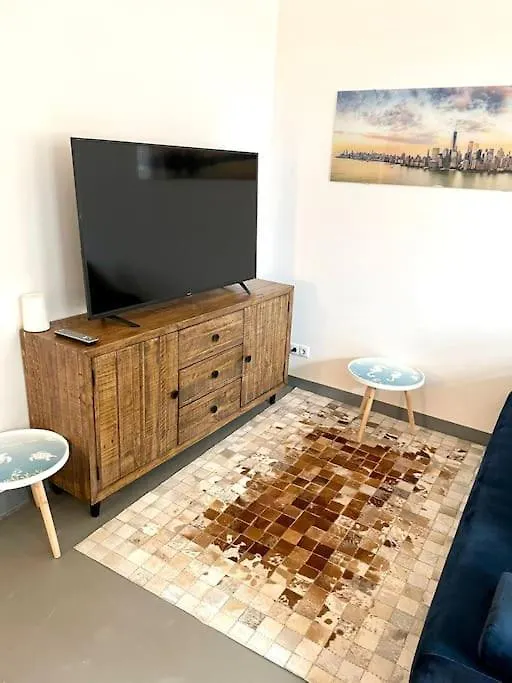 Klimatisierte Sehr Zentrale Wohnung-Loftstyle- Vienna Austria
